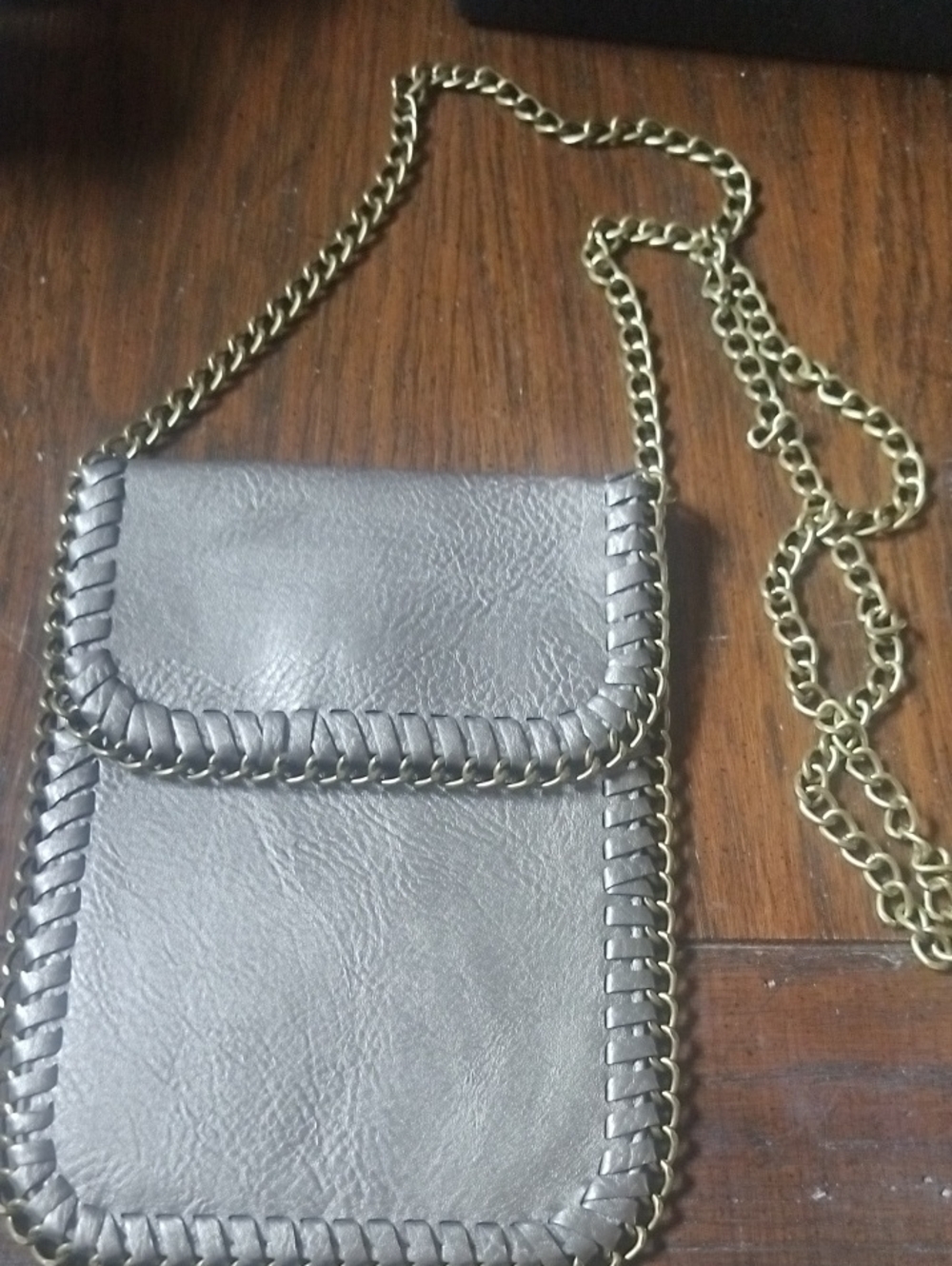 Women’s Small Chain Crossbody Bag Pebbled Metallic Gray